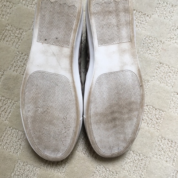 Steve Madden quilted leather slip on sneakers - Picture 4 of 6